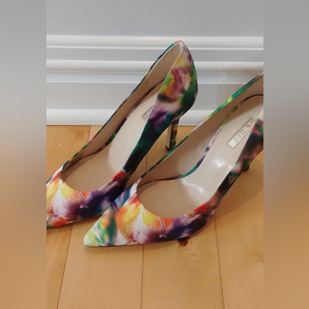 Guess heels, size 9, like new!